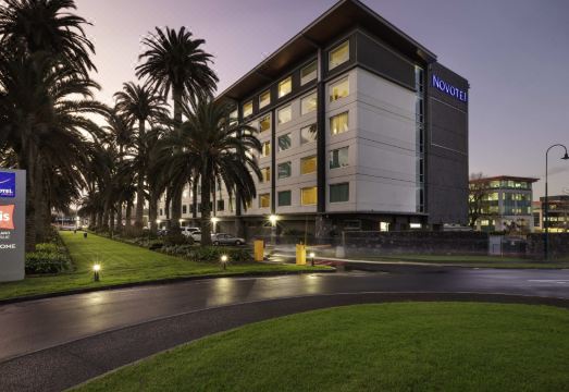 노보텔 오클랜드 엘러슬리