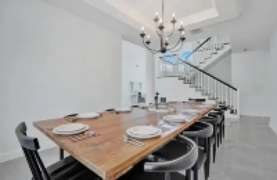 6BR Hollywood Lakes Home with Pool & Spa