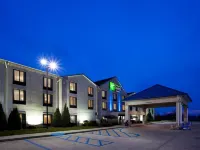 Baymont Inn & Suites by Wyndham Findlay Hotels in Findlay