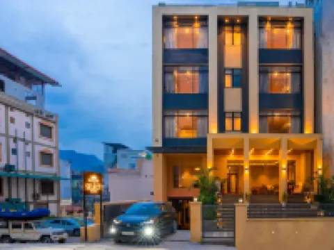 瑞詩凱詩鬍子豪華酒店 保利加瓦酒店