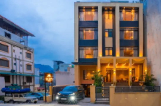 ムスタッシュ・リシケシュ・ルクシュリア - ホステル のホテル