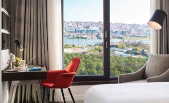 Mövenpick Hotel Istanbul Golden Horn