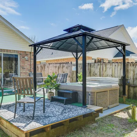 Orange Beach Home w/ Hot Tub < 2 Mi to the Wharf