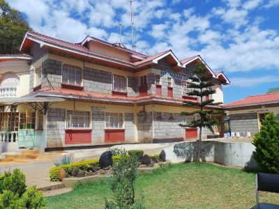 Queenspark Guest House