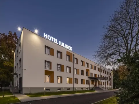 朱麗內克公園民宿