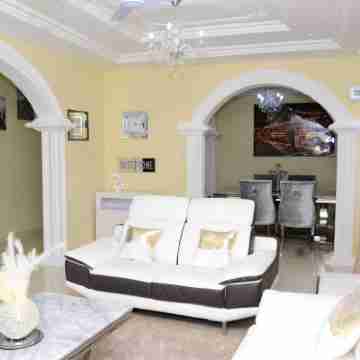 Janha’s Senegambia Villa rental 3 with free wi-fi Others