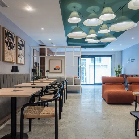 224 Boutique Hostel Отели в г. Слима