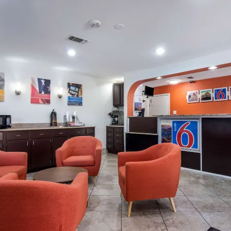 Motel 6 Marshall, TX