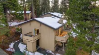 Pinecone Peak by Avantstay Incline Village Condo + Fireplace + Balconies + Pool Access - Alojamientos