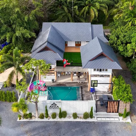 Avita Pool Villa