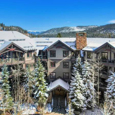 Mountain Thunder Lodge