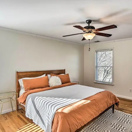 Heated Pool, 6 Acres: Beacon Area Vacation Rental