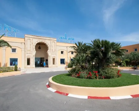 Hotel Nour Palace Resort & Thalasso Mahdia โรงแรมในมาห์เดีย