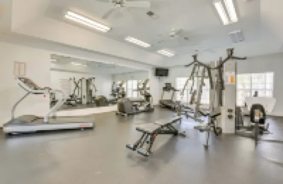 Winter Getaway Destin Condo by Golf and Dining