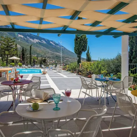Garbis Villas & Apartments
