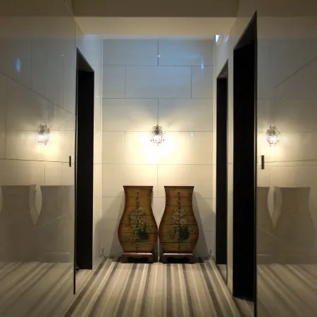 Top Cloud Hotel Suwon Отели рядом с достопримечательностью «Парк Сукджи»