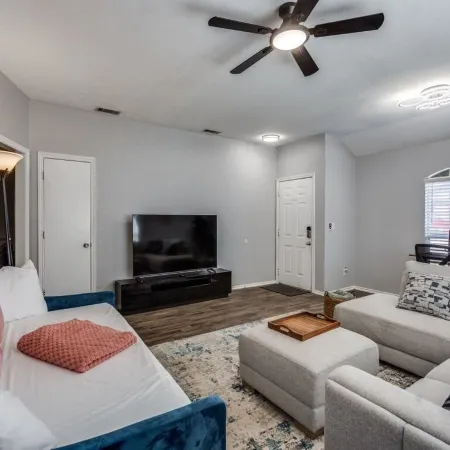 Cozy Executive Home in Central Frisco