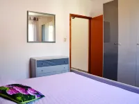 Apartments Tonka Hotels in Pučišća
