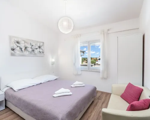 Apartments Baras Hotels in Nin