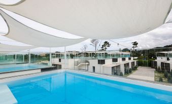 Yangyang Pool Lounge Pension & Glamping