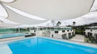 Yangyang Pool Lounge Pension & Glamping - Pensions