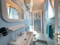 Charming sea-view apartment with pool