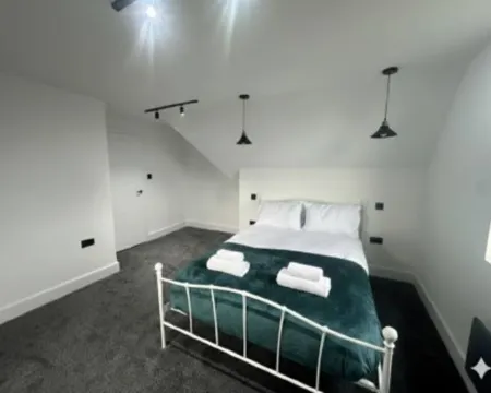 Dippen Hall Charm - Minutes From London Gatwick Hotels in Lingfield