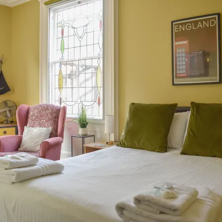 Grosvenor Place Guest House