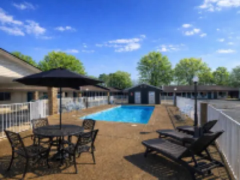 Yellow Diamond Inn Hotels in Pike County