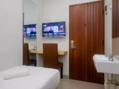 UpCity Express Hotel Semarang by Pillow Hotels in Banyumanik
