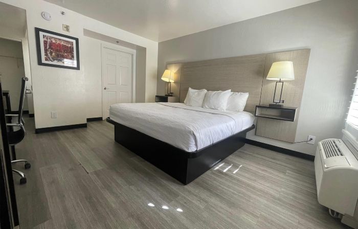 Howard Johnson by Wyndham Tempe University/Phoenix