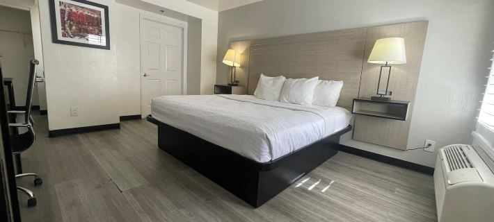 Howard Johnson by Wyndham Tempe University/Phoenix Hotels in Tempe