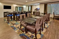 Holiday Inn Express & Suites BUFORD NE - LAKE LANIER by IHG - breakfast