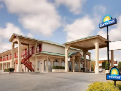 Days Inn by Wyndham San Angelo Hotels in Tom Green County
