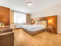 Das Grüne Hotel Zur Post - 100 % Bio Hotels near Affront Theater