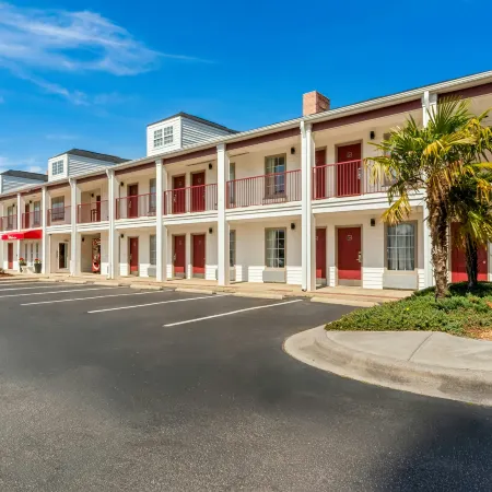 Red Roof Inn & Suites Wilson