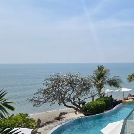 Mercure Rayong Lomtalay Villas & Resort