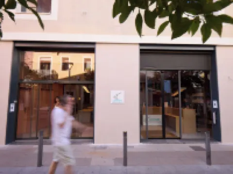 拉特魯普波佈雷諾海灘 巴塞羅那塔海灘附近的飯店