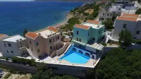 Sea Breeze Apartments Chios - Beach