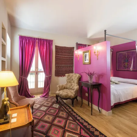 Porta Palace Apartments