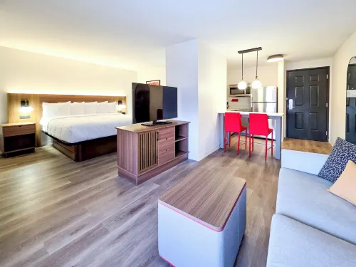 Baymont by Wyndham Auburn Hills South - 2-Star