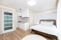 Samcheok Jangho Ocean Pension - 2-Star