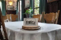 McCleary Hotel - servizio colazione