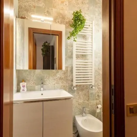 Claudia Flat - near the beach & parking