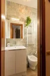 Claudia Flat - near the beach & parking