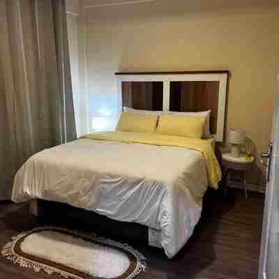 24blouieville Rooms