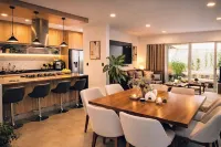 Casa Moderna con Recamara en Planta Baja, Juriquilla
