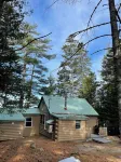 Lakefront Cabin near Acadia National Park