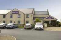 Premier Inn Newcastle (Holystone) - parking