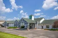 Quality Inn & Suites Stoughton - Madison South - 2-Star